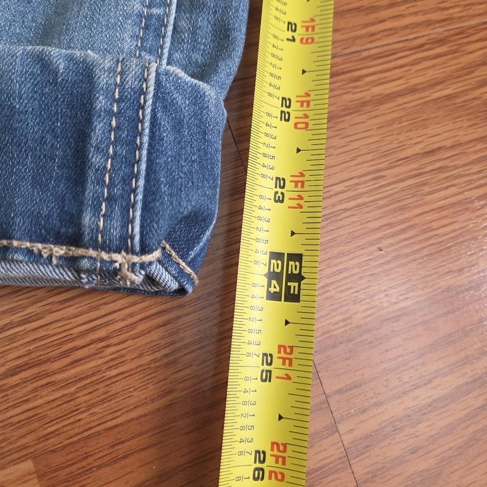Susan Graver Straight Leg Jeans Cuffs Size 12 Woman's Light Wash Stretch 34x27 - Picture 15 of 16